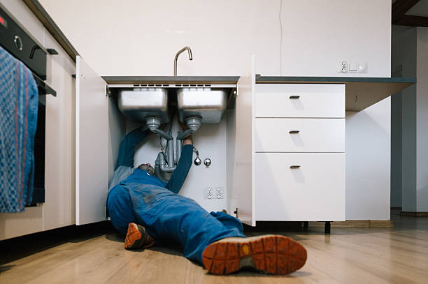 Professional Leak Detection technician working in Dallas Center, IA